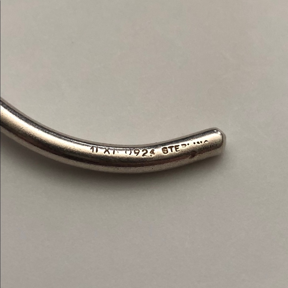 Silver Handmade Black Detail Bangle - Picture 3 of 8